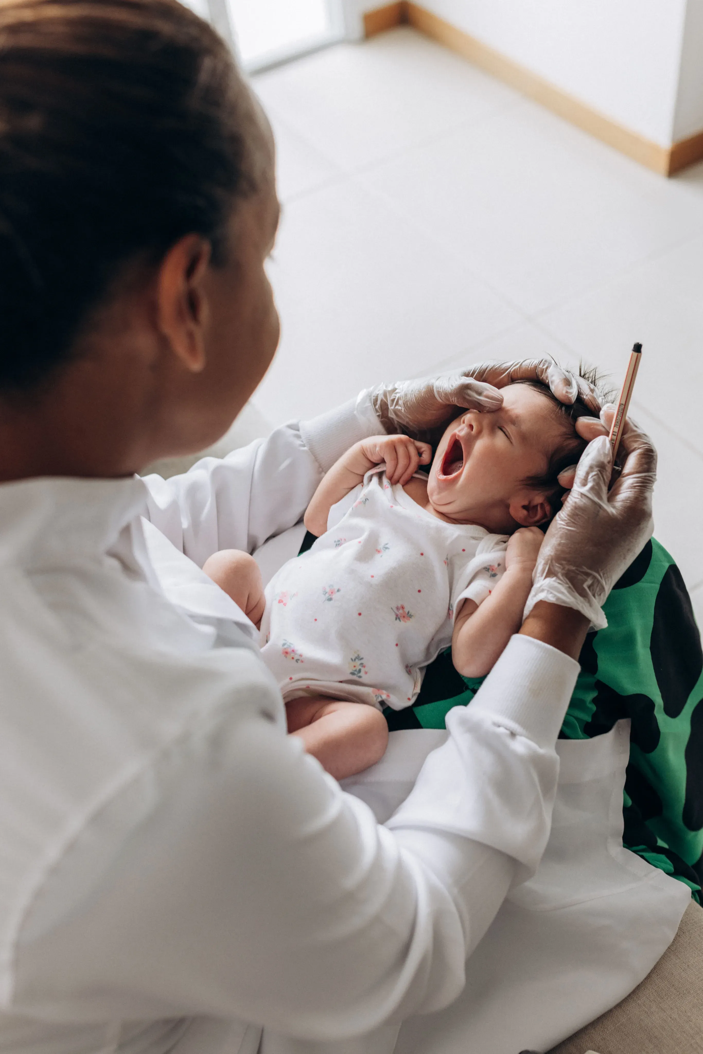 Private postnatal midwife visit